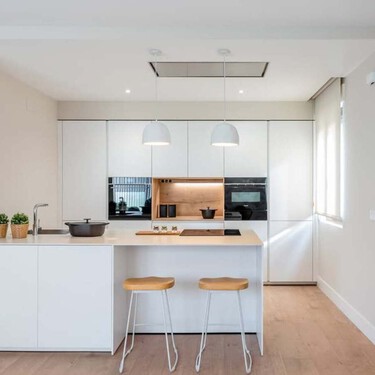 El trucazo para limpiar el interior del horno de forma rápida y sin dañarlo