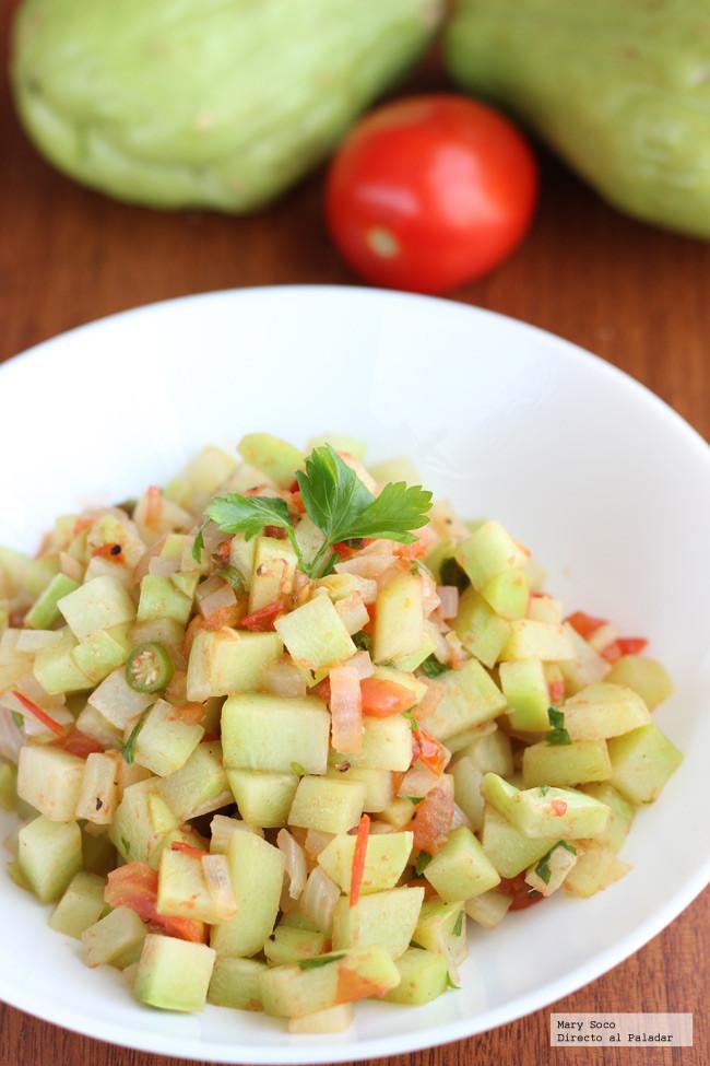 Chayotes a la mexicana. Receta