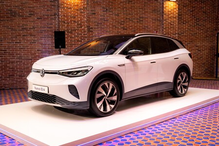 Primeras impresiones con el Volkswagen ID.4, el coche eléctrico que pretende conquistar el segmento SUV con hasta 520 km de autonomía