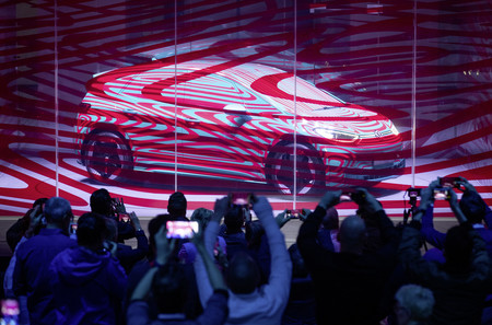 Qué aportan los coches eléctricos más esperados de las marcas de siempre: SEAT, Honda, Volkswagen, Opel...