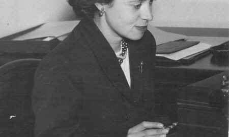 Elisa Mujica 4 Ana Mercedes Vivas Baja