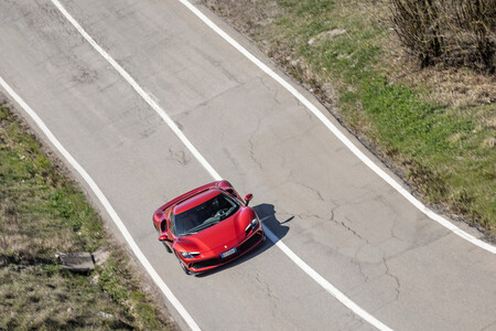 Ferrari 296 GTB Prueba 8