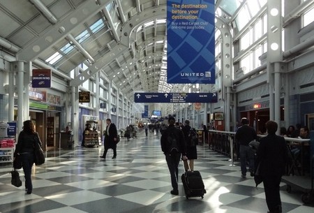 ¿Cuál es el aeropuerto más impuntual de EE.UU.? ¿y el más puntual? 