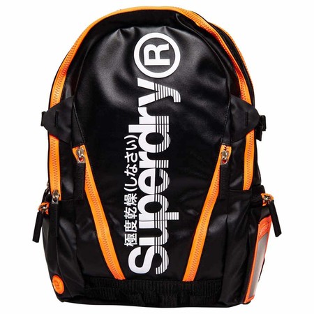 40% de descuento en la mochila Superdry Sonic Tarp: ahora cuesta 47,95 euros en Dressin