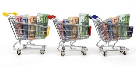 La banca ve peligrar otro negocio: la comercialización de los fondos de inversión