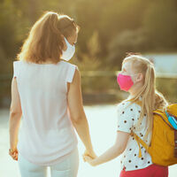 "Los niños se adaptan a la vuelta al cole mejor que sus padres": el psicopedagogo Ramón Novella nos cuenta cómo ayudarles