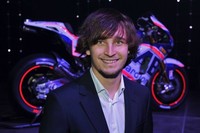 Karel Abraham sigue con problemas en su hombro y necesitará más tiempo para recuperarse