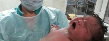 Dió a luz una bebé de 6,3 kilos de forma natural y sin epidural 