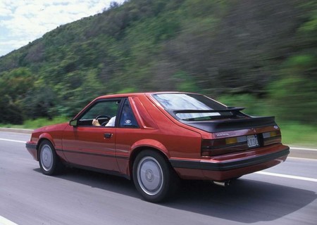 Ford Mustang Svo 1984 1024 01