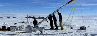 Unos investigadores hallan un pedazo de hielo de hace seis millones de años. Lo realmente valioso es el aire atrapado en su interior 