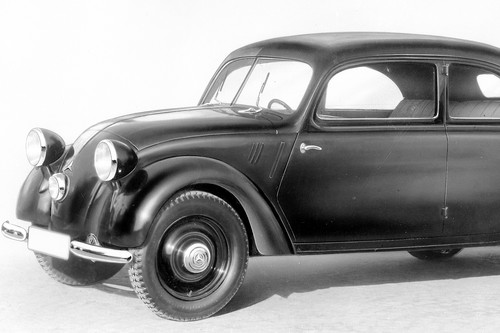 Mercedes-Benz 170H, el auto que quería ganar la carrera del "coche del pueblo" al Vocho... y casi lo logra