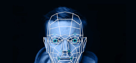 Facebook desactiva el reconocimiento facial por defecto, en vez de escanear automáticamente las caras de los usuarios