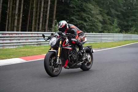 Brutale 1000 Nurburgring Action 7