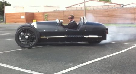 ¿Pero los Morgan no eran coches para pasear?