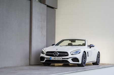 Mercedes-Benz SL, el roadster más atractivo que admirarás en mucho tiempo