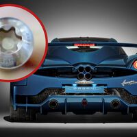 O aspecto mais surpreendente de um Pagani de três milhões de dólares não é o seu motor: só os seus 2.000 parafusos custam mais do que um Porsche novo 