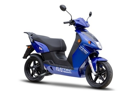 Scooter eléctrico Govecs 01
