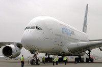 El Airbus A380 llega a Manchester y Liverpool