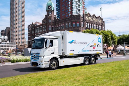 El camión eléctrico Mercedes-Benz eActros sigue su ruta europea de pruebas, certificando autonomías de 200 km