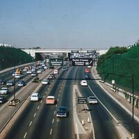 Todo el mundo cree que EEUU construyó sus autopistas tan rectas para que aterrizaran aviones en la Guerra Fría. Es falso, pero la realidad es mucho más sorprendente