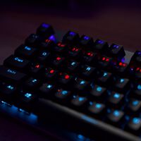 Teclados mecánicos: 7 opciones ideales para jugar que puedes comprar por menos de 70 euros