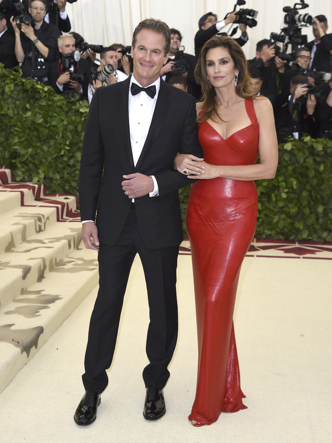 Parejas Gala Met 2018 10