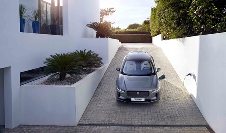 Jaguar I-PACE desde arriba