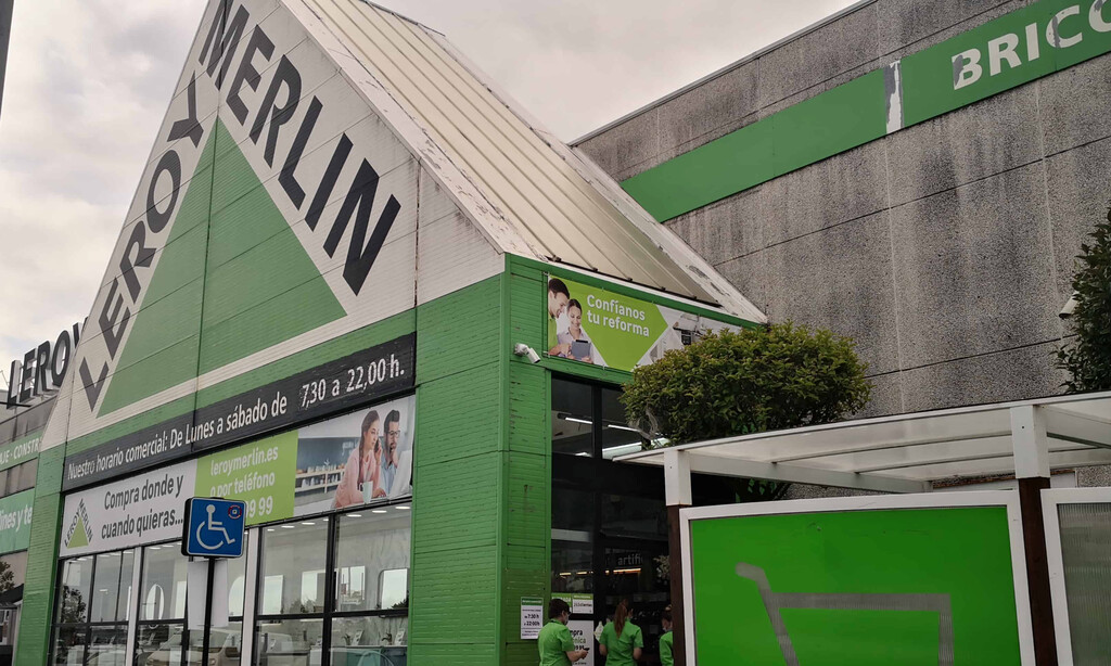 Leroy Merlin tiene el invento perfecto (y barato) para iluminar tu terraza, balcón o jardín este verano 
