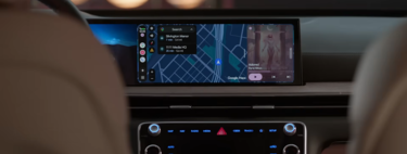 Google le da a Android Auto su mayor actualización hasta la fecha: nueva interfaz, YouTube, rediseño de Maps, y mucha IA 