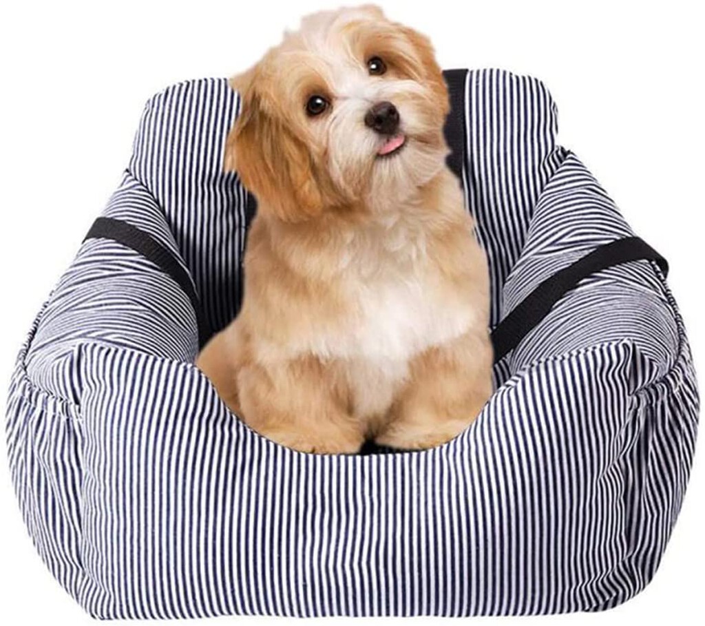 Existen los asientos de coche para perros pequeños y son geniales Existen los asientos de coche para perros pequeños y son geniales