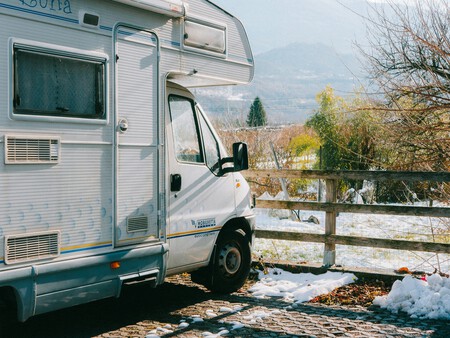 Camper Invierno Nieve 3