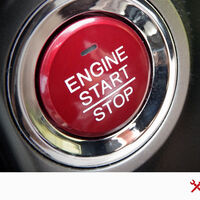 Me bajé del coche con la llave en el bolsillo y el coche siguió funcionando. Por muy raro que parezca se puede seguir conduciendo sin la llave