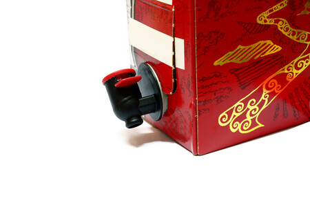 Bag in box: el mejor formato para conservar vinos jóvenes y aceite es el que menos nos gusta (porque nos parece cutre)