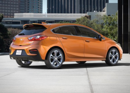 Chevrolet Cruze Hatchback 2