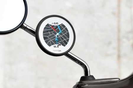 Acorta los trayectos en ciudad con el nuevo TomTom VIO, el navegador GPS para scooter