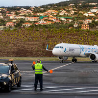 Uno de los aeropuertos más temidos de Europa afronta un nuevo problema. Y llega desde el Atlántico 
