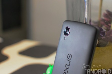 Parte trasera Nexus 5