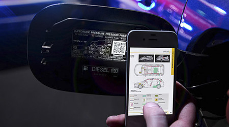 Mercedes y su código QR para accidentes