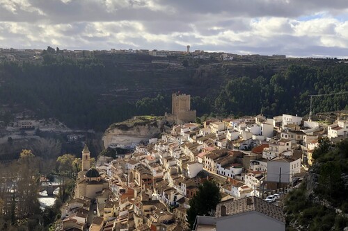 Alcalá del Júcar, uno de los pueblos más bonitos de España: qué ver y qué hacer en la comarca de La Manchuela, en Albacete
