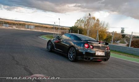 Nissan GT-R 2013