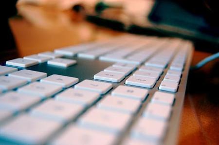 Controla el ordenador y los emails de tus empleados (II)