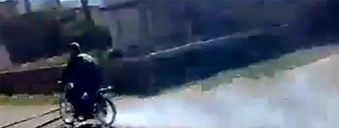 Mobylette cuatro cilindros 200 cc dos tiempos, la imaginación al poder 