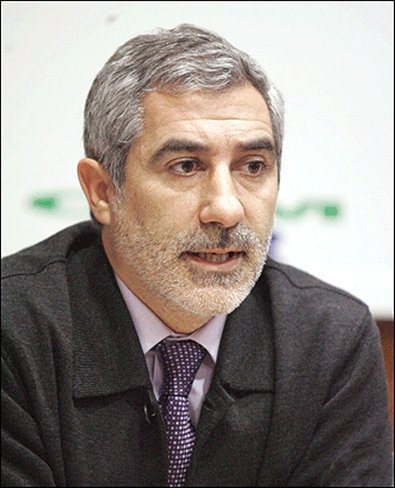 Llamazares y 34 diputad@s más para convocar un referéndum sobre la reforma constitucional del PPSOE