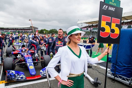 Ocho millones de dólares para sacar a Carlos Sainz de Red Bull