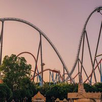 Un experto en parques de atracciones comparte su truco para ahorrarse horas de cola en PortAventura. Y lo mejor es que no hay que pagar extra