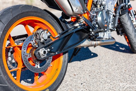 Ktm 890 Duke R 2020 Prueba 034