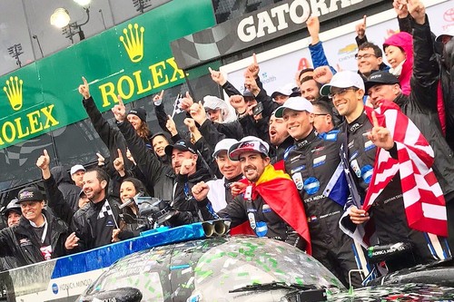 ¿Qué más tiene que hacer Fernando Alonso para que se le considere uno de los mejores pilotos de la historia?