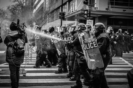 Como Grabar Policia Forma Etica Y Segura En Manifestaciones 04