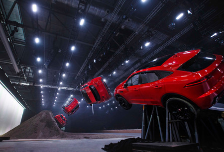 Jaguar E-Pace establece un Récord Guinness