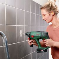 Atención manitas: el taladro percutor a batería Bosch Universalhammer está más barato que nunca en Amazon 